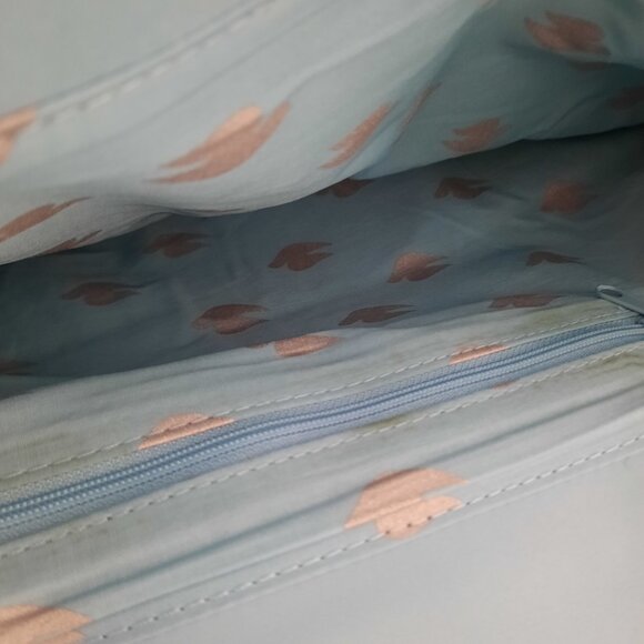 Brand New Woman Bag For Everyday Use! - Picture 2 of 4